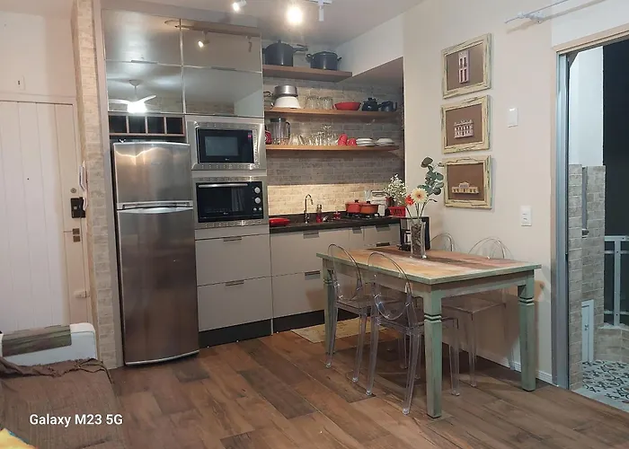 Belos Apartamentos Em Canasvieiras - Vdm